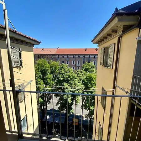 Casa Einaudi - Politecnico 아파트 토리노